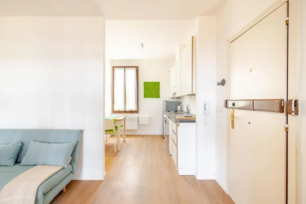 Il Battiferro Apartment Bologna 0*,